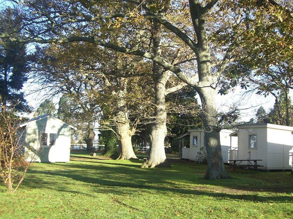 Te Aroha Holiday Park And Motels Екстериор снимка