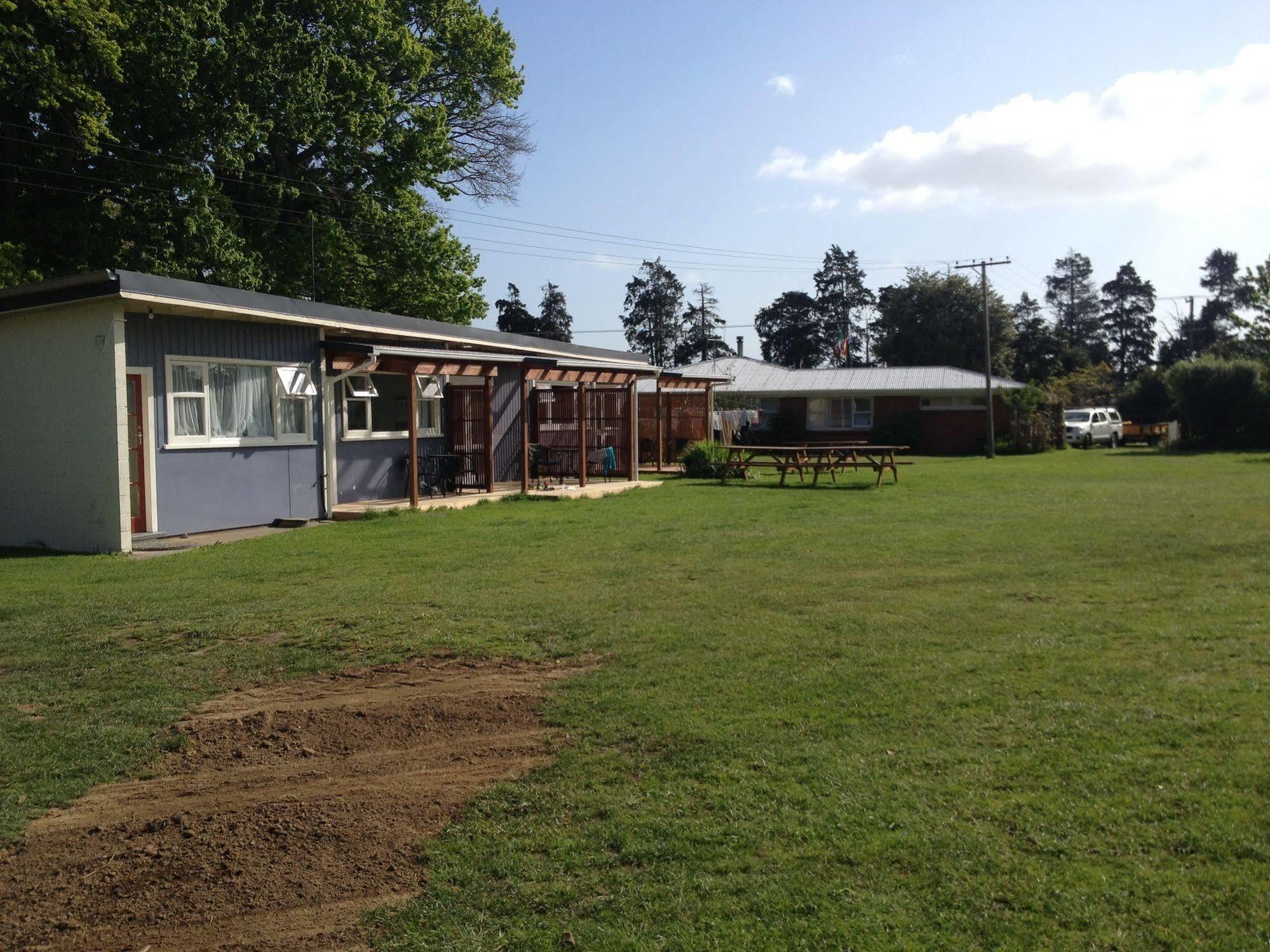 Te Aroha Holiday Park And Motels Екстериор снимка