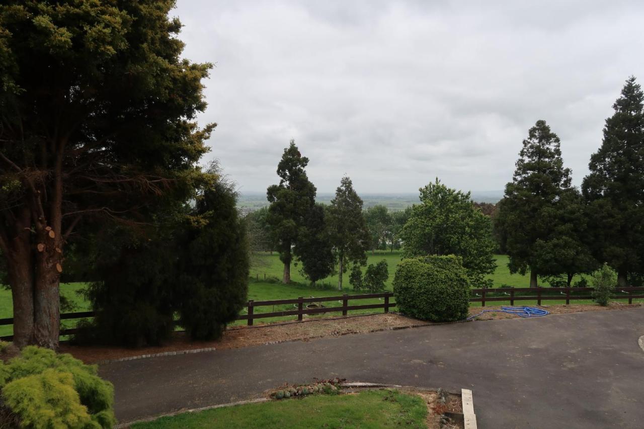 Te Aroha Holiday Park And Motels Екстериор снимка